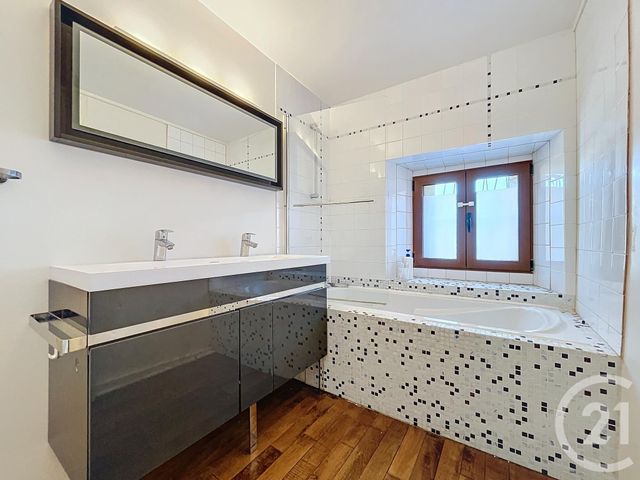 maison à vendre - 7 pièces - 163.51 m2 - SOGNOLLES EN MONTOIS - 77 - ILE-DE-FRANCE - Century 21 L.C. Immobilier