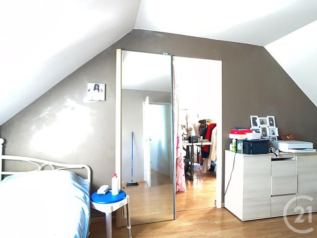 maison à vendre - 7 pièces - 126.0 m2 - LA CHAPELLE RABLAIS - 77 - ILE-DE-FRANCE - Century 21 L.C. Immobilier