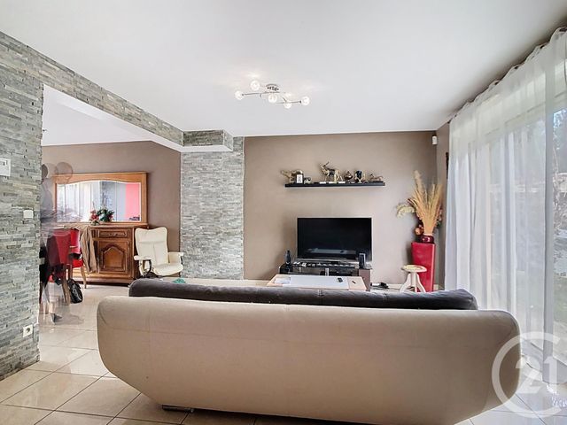 maison à vendre - 7 pièces - 126.0 m2 - LA CHAPELLE RABLAIS - 77 - ILE-DE-FRANCE - Century 21 L.C. Immobilier