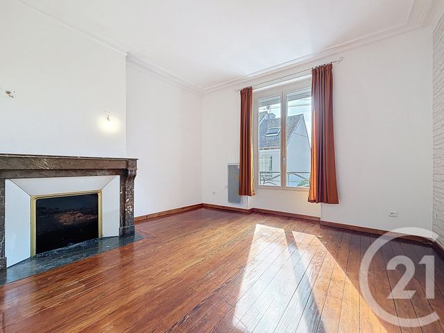 Appartement F3 à vendre - 3 pièces - 84.05 m2 - NANGIS - 77 - ILE-DE-FRANCE - Century 21 L.C. Immobilier