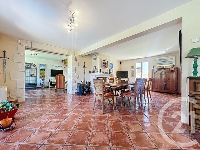 maison à vendre - 7 pièces - 194.61 m2 - MAISON ROUGE - 77 - ILE-DE-FRANCE - Century 21 L.C. Immobilier