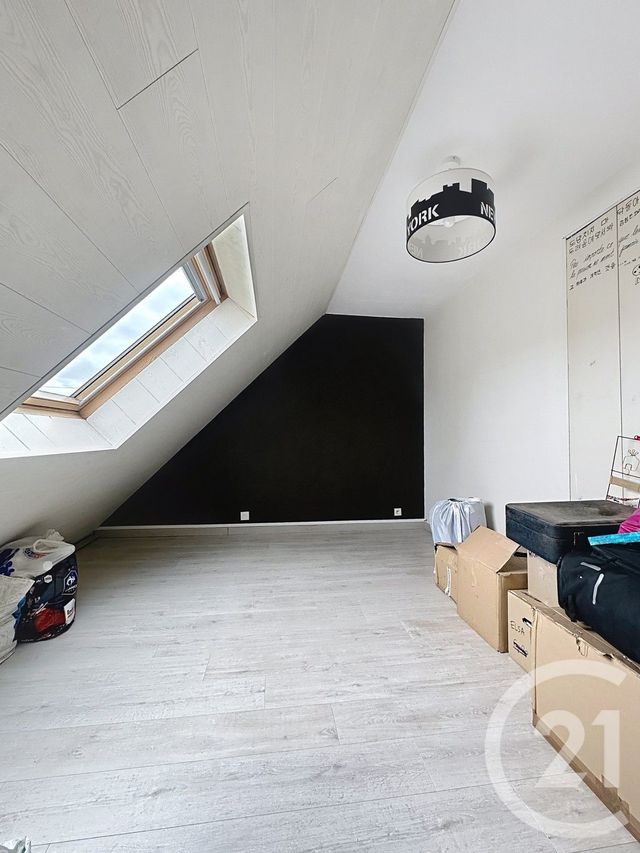 maison à vendre - 6 pièces - 117.91 m2 - LA CHAPELLE RABLAIS - 77 - ILE-DE-FRANCE - Century 21 L.C. Immobilier