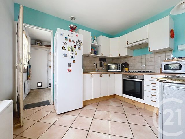 maison à vendre - 6 pièces - 117.91 m2 - LA CHAPELLE RABLAIS - 77 - ILE-DE-FRANCE - Century 21 L.C. Immobilier