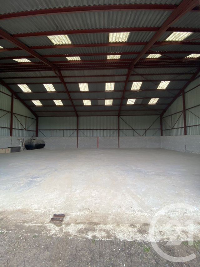 parking à louer - 336.0 m2 - COULOMMIERS - 77 - ILE-DE-FRANCE - Century 21 L.C. Immobilier