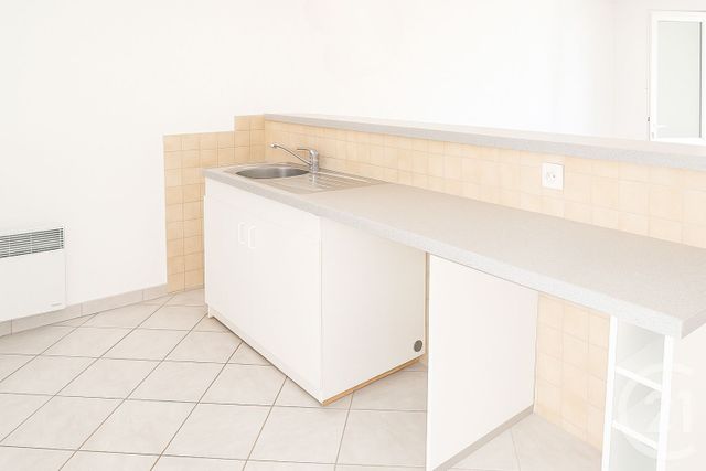 maison à louer - 3 pièces - 51.05 m2 - STE COLOMBE - 77 - ILE-DE-FRANCE - Century 21 L.C. Immobilier