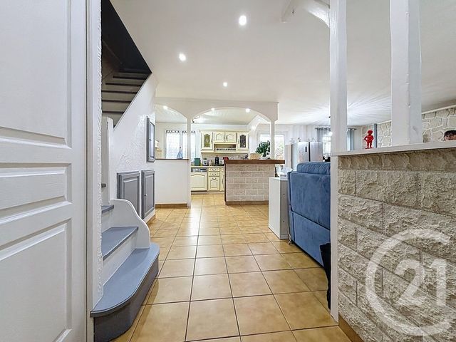 maison à vendre - 5 pièces - 107.8 m2 - MORMANT - 77 - ILE-DE-FRANCE - Century 21 L.C. Immobilier