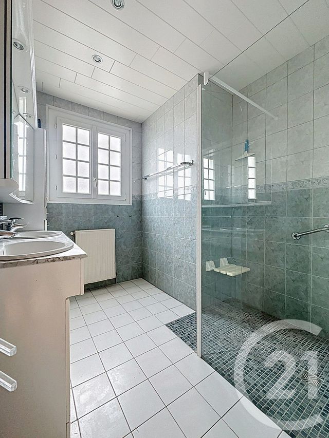 maison à vendre - 6 pièces - 142.5 m2 - RAMPILLON - 77 - ILE-DE-FRANCE - Century 21 L.C. Immobilier