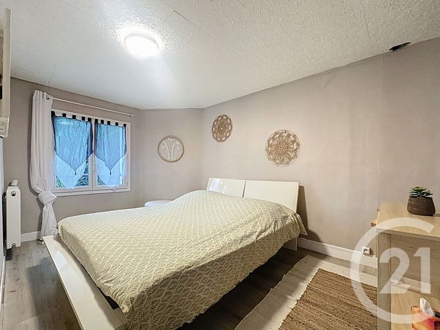 maison à vendre - 6 pièces - 100.84 m2 - DONNEMARIE DONTILLY - 77 - ILE-DE-FRANCE - Century 21 L.C. Immobilier