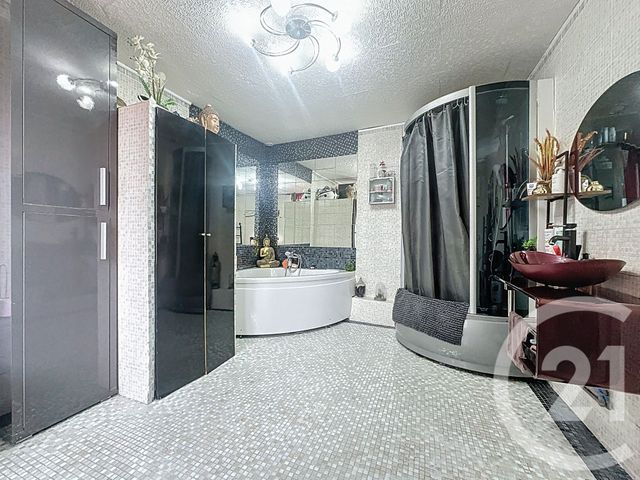 maison à vendre - 6 pièces - 100.84 m2 - DONNEMARIE DONTILLY - 77 - ILE-DE-FRANCE - Century 21 L.C. Immobilier