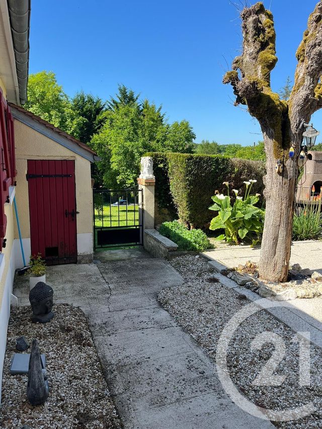 maison à vendre - 6 pièces - 100.84 m2 - DONNEMARIE DONTILLY - 77 - ILE-DE-FRANCE - Century 21 L.C. Immobilier