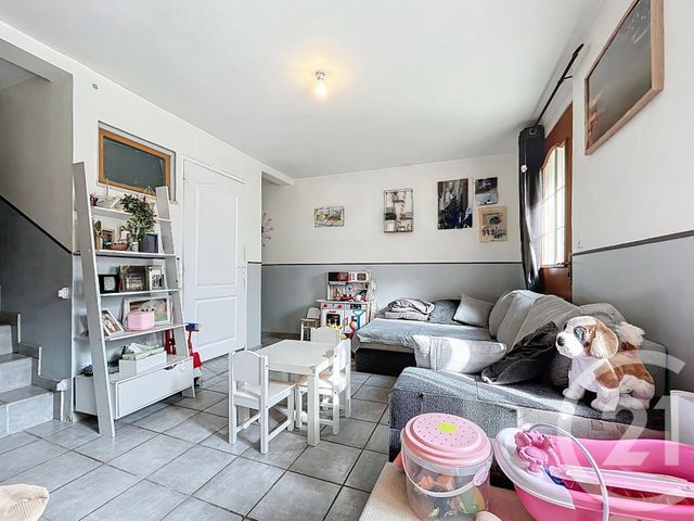 maison à vendre - 4 pièces - 60.78 m2 - DONNEMARIE DONTILLY - 77 - ILE-DE-FRANCE - Century 21 L.C. Immobilier