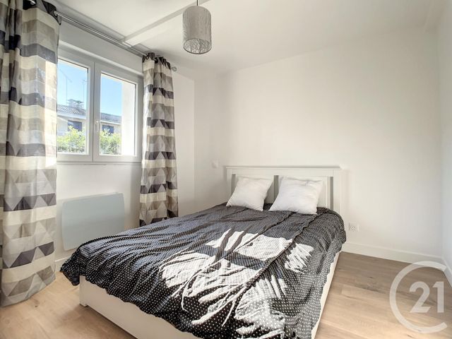 Appartement F3 à louer - 3 pièces - 60.73 m2 - NANGIS - 77 - ILE-DE-FRANCE - Century 21 L.C. Immobilier