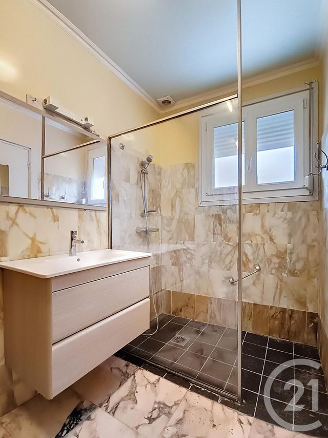 immeuble à vendre - 311.0 m2 - FONTENAILLES - 77 - ILE-DE-FRANCE - Century 21 L.C. Immobilier