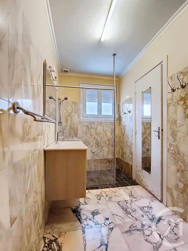 immeuble à vendre - 311.0 m2 - FONTENAILLES - 77 - ILE-DE-FRANCE - Century 21 L.C. Immobilier