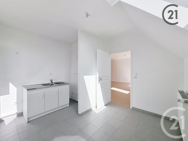 Appartement F4 à vendre - 4 pièces - 100.0 m2 - NANGIS - 77 - ILE-DE-FRANCE - Century 21 L.C. Immobilier