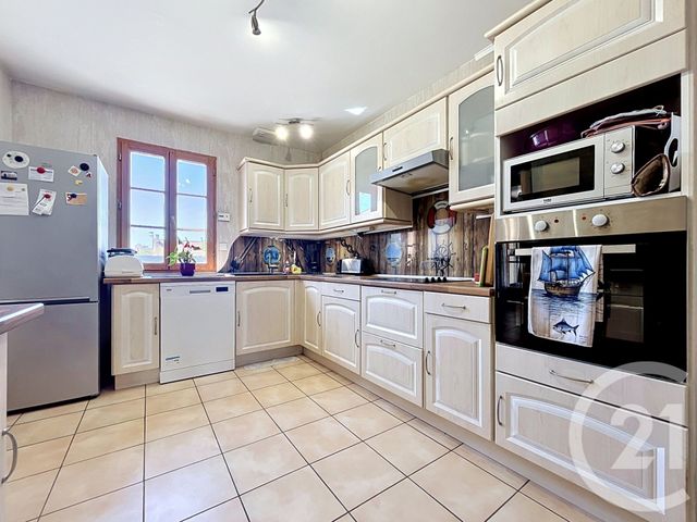 maison à vendre - 6 pièces - 132.34 m2 - NANGIS - 77 - ILE-DE-FRANCE - Century 21 L.C. Immobilier