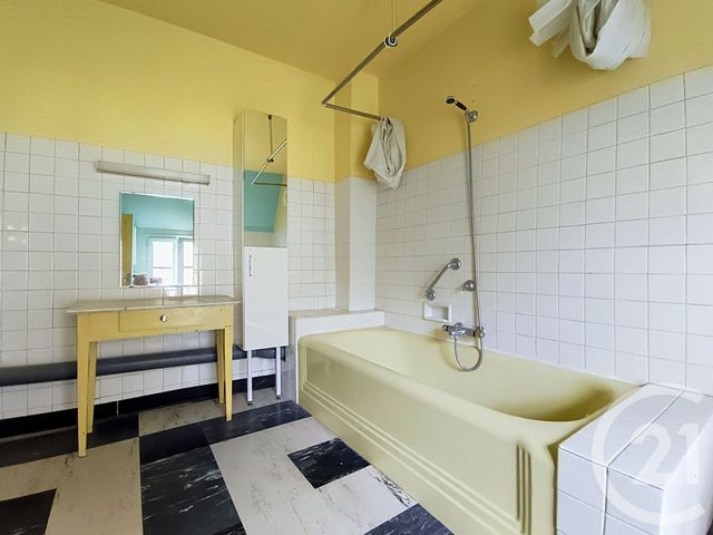 maison à vendre - 10 pièces - 296.44 m2 - DONNEMARIE DONTILLY - 77 - ILE-DE-FRANCE - Century 21 L.C. Immobilier