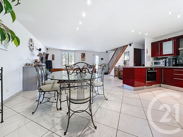 maison à vendre - 7 pièces - 135.94 m2 - ROZAY EN BRIE - 77 - ILE-DE-FRANCE - Century 21 L.C. Immobilier