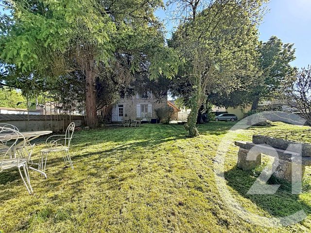 maison à vendre - 7 pièces - 243.7 m2 - FONTENAILLES - 77 - ILE-DE-FRANCE - Century 21 L.C. Immobilier