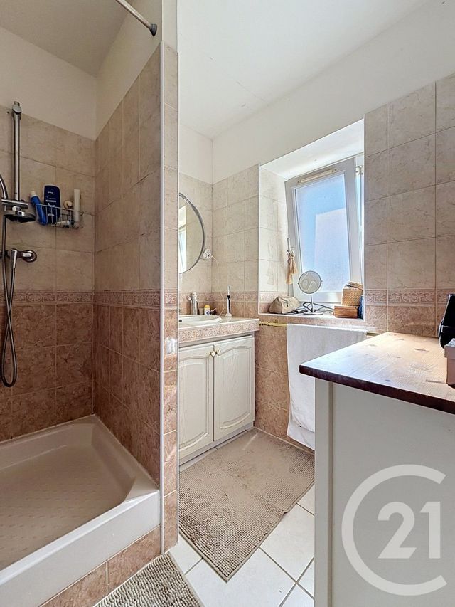 maison à vendre - 7 pièces - 243.7 m2 - FONTENAILLES - 77 - ILE-DE-FRANCE - Century 21 L.C. Immobilier