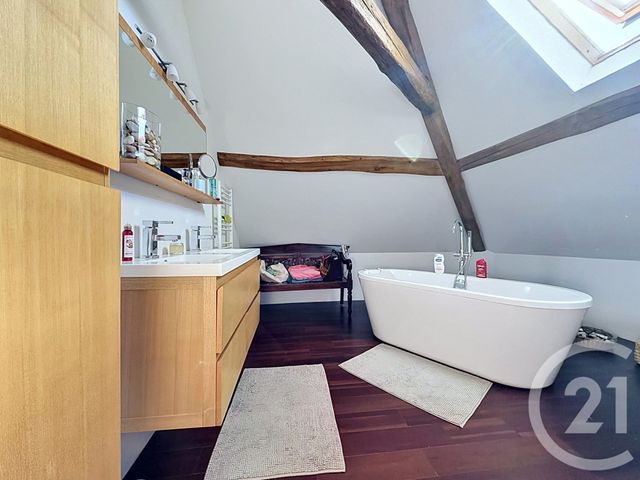 maison à vendre - 7 pièces - 243.7 m2 - FONTENAILLES - 77 - ILE-DE-FRANCE - Century 21 L.C. Immobilier