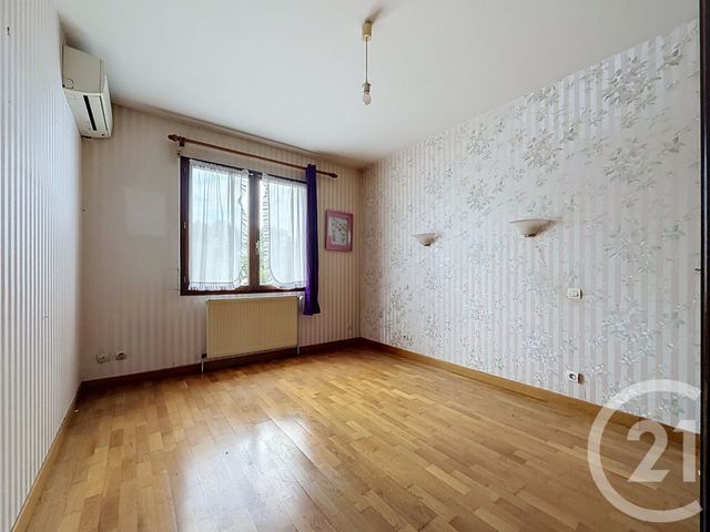 maison à vendre - 6 pièces - 137.41 m2 - CRISENOY - 77 - ILE-DE-FRANCE - Century 21 L.C. Immobilier