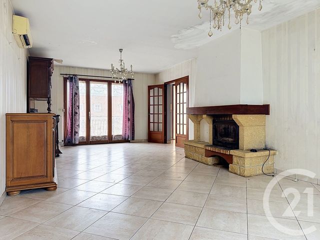 maison à vendre - 6 pièces - 137.41 m2 - CRISENOY - 77 - ILE-DE-FRANCE - Century 21 L.C. Immobilier