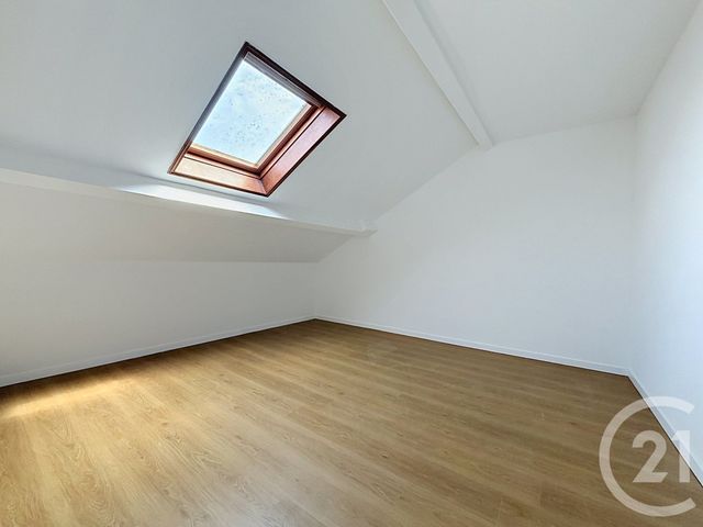 maison à louer - 5 pièces - 99.65 m2 - NANGIS - 77 - ILE-DE-FRANCE - Century 21 L.C. Immobilier