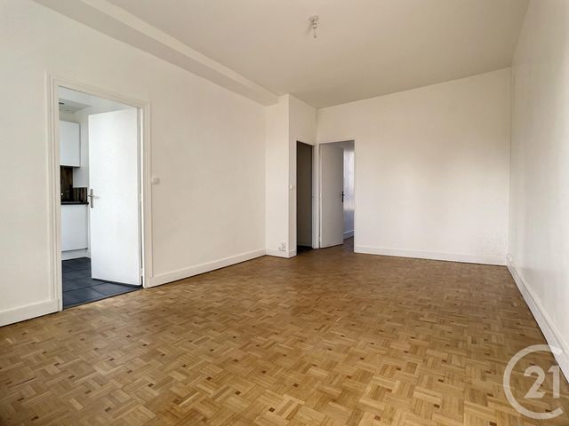 Appartement F3 à louer - 3 pièces - 51.82 m2 - NANGIS - 77 - ILE-DE-FRANCE - Century 21 L.C. Immobilier