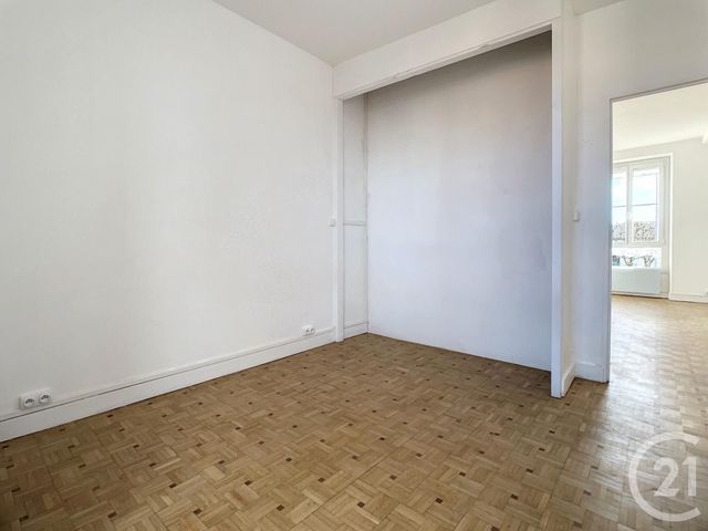 Appartement F3 à louer - 3 pièces - 51.82 m2 - NANGIS - 77 - ILE-DE-FRANCE - Century 21 L.C. Immobilier
