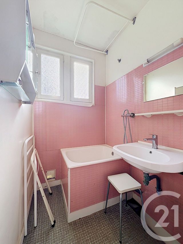 maison à vendre - 3 pièces - 50.67 m2 - LA CHAPELLE RABLAIS - 77 - ILE-DE-FRANCE - Century 21 L.C. Immobilier