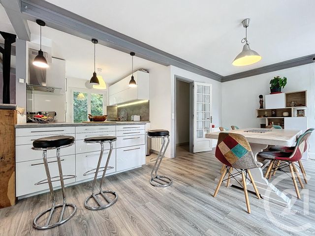 maison à louer - 5 pièces - 97.43 m2 - DONNEMARIE DONTILLY - 77 - ILE-DE-FRANCE - Century 21 L.C. Immobilier