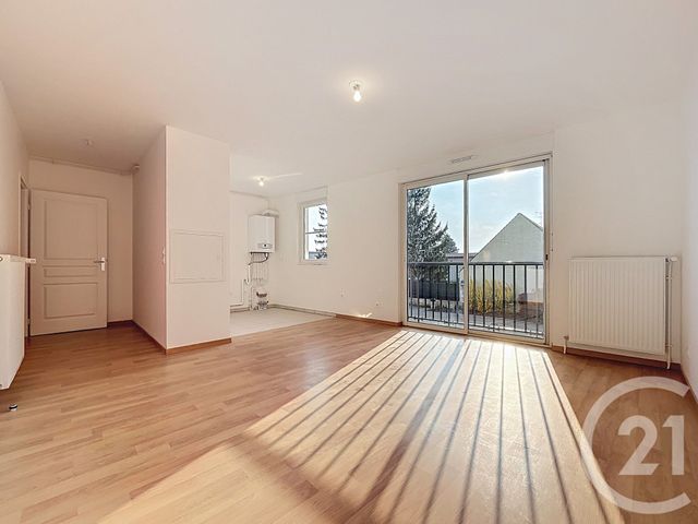 Appartement F2 à louer - 2 pièces - 48.4 m2 - NANGIS - 77 - ILE-DE-FRANCE - Century 21 L.C. Immobilier