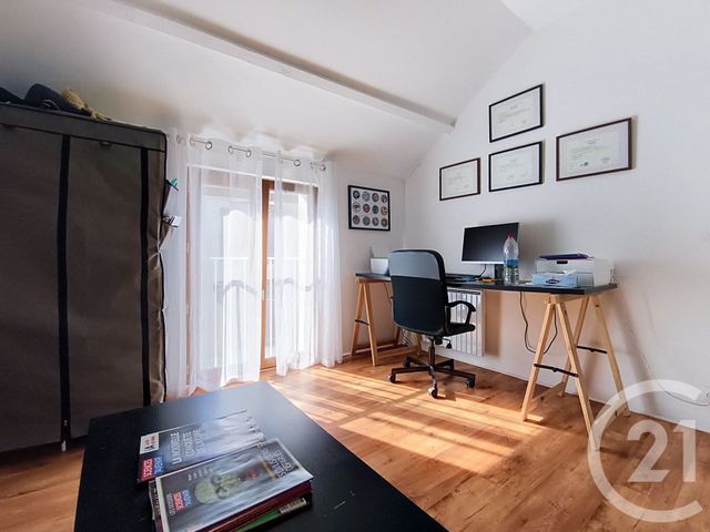 maison à vendre - 5 pièces - 147.0 m2 - LA CHAPELLE RABLAIS - 77 - ILE-DE-FRANCE - Century 21 L.C. Immobilier