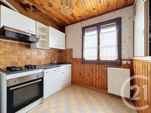 maison à vendre - 7 pièces - 130.63 m2 - GRANDPUITS BAILLY CARROIS - 77 - ILE-DE-FRANCE - Century 21 L.C. Immobilier