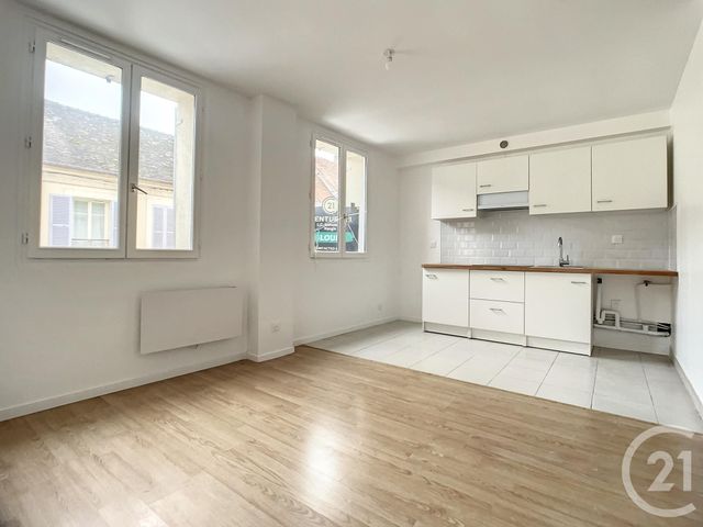 Appartement F1 à louer - 1 pièce - 20.9 m2 - NANGIS - 77 - ILE-DE-FRANCE - Century 21 L.C. Immobilier