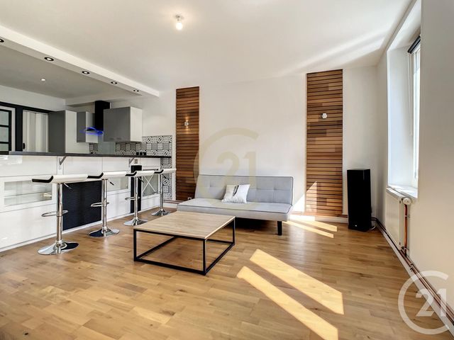 Appartement F2 à louer - 2 pièces - 49.84 m2 - NANGIS - 77 - ILE-DE-FRANCE - Century 21 L.C. Immobilier