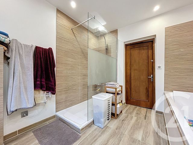 maison à vendre - 5 pièces - 138.76 m2 - DONNEMARIE DONTILLY - 77 - ILE-DE-FRANCE - Century 21 L.C. Immobilier