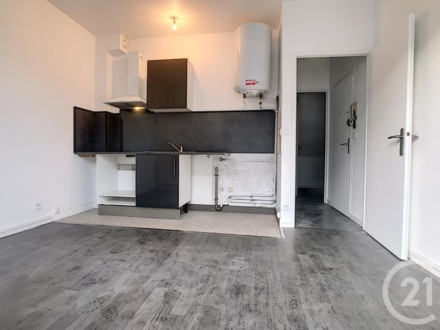 Appartement F1 à vendre - 1 pièce - 21.05 m2 - PROVINS - 77 - ILE-DE-FRANCE - Century 21 L.C. Immobilier